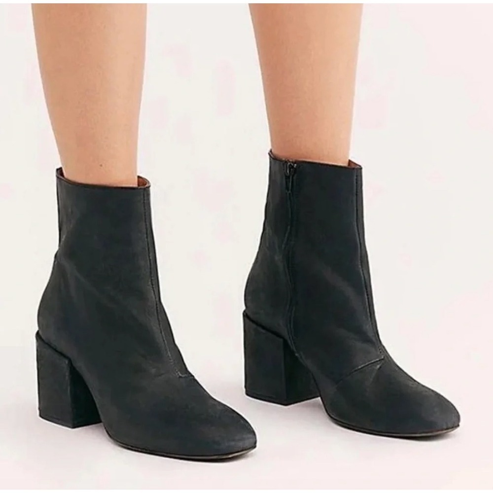 Free People Nicola Heel Black Leather Ankle Boots Block Heel Size 39